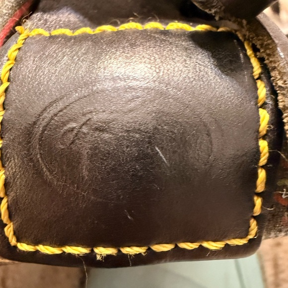 Vtg Dooney & Bourke Women’s Black Medium Snap closure Monogrammed Shoulder Bag. - Picture 14 of 16